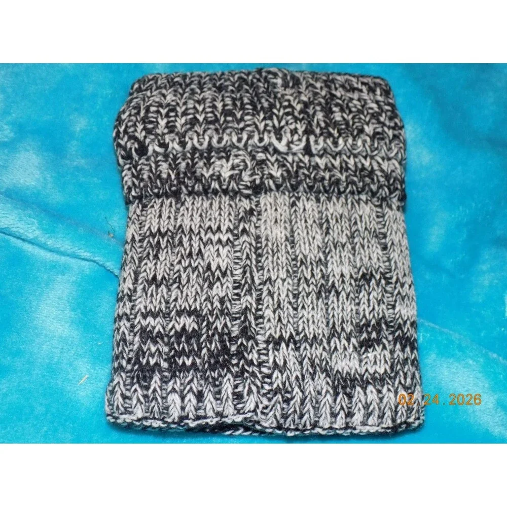Mixit Classics Boot Toppers One Size Black & White Cable Knit
